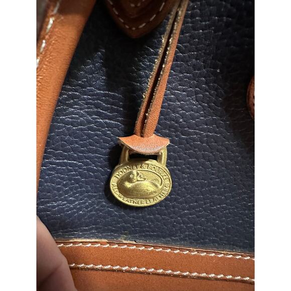 Dooney & Bourke Vintage Pebbled Leather Purse Satchel Navy Blue All Weather - Picture 7 of 12